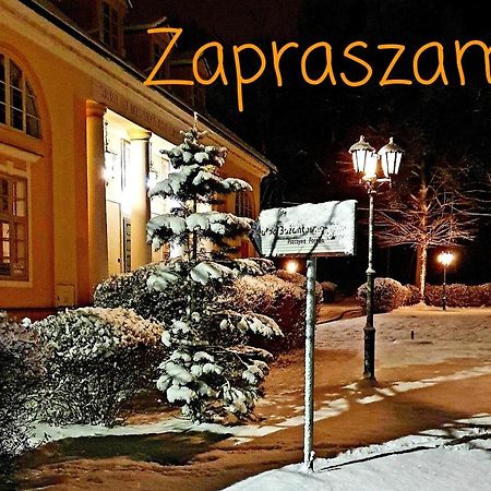 Palac Bazantarnia Pless Exterior foto