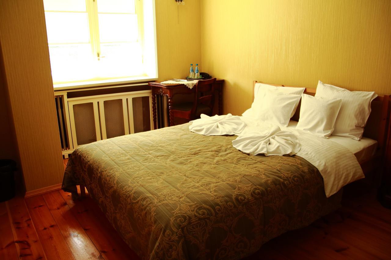 Palac Bazantarnia Pless Exterior foto